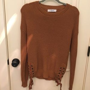 Light brown lace up side Lizard thicket sweater